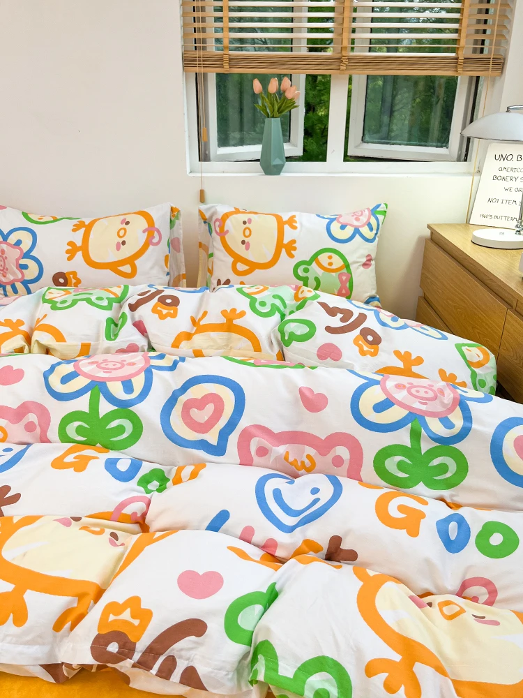 Комплект постельного белья Sweet Slumber, 100% хлопок, 1 пододеяльник, 2 Наволочки, милые Мультяшные принты
Комплект постельного белья Sweet Slumber, 100% хлопок, 1 пододеяльник, 2 Наволочки, милые Мультяшные принты