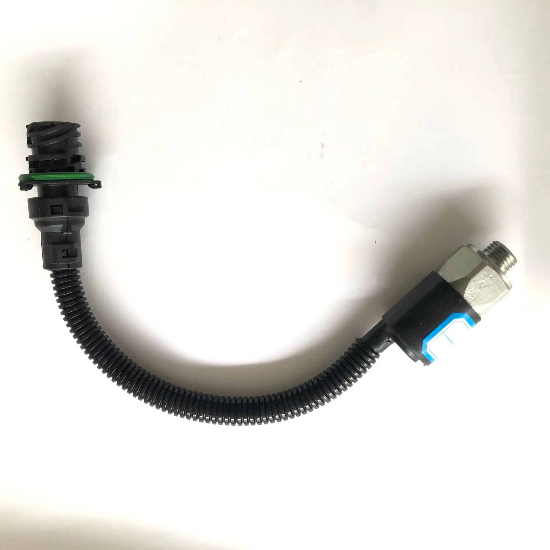 11170090 Oil Pressure Sensor For Volvo Replacement Automobile Parts New High Quality OEM 11170090
11170090 Oil Pressure Sensor For Volvo Replacement Automobile Parts New High Quality OEM 11170090
