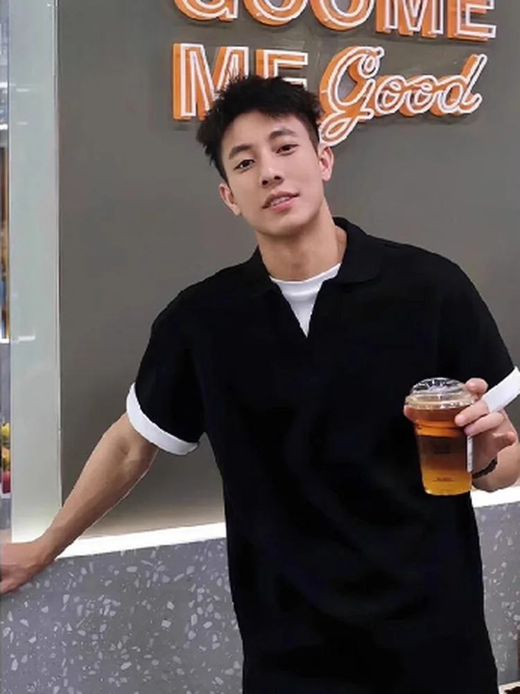 Faionable O-Ne ort Sve irt Men's Summer Design Versatile f Sve T-irt 2026 New Sle Casual Wear
Faionable O-Ne ort Sve irt Men's Summer Design Versatile f Sve T-irt 2026 New Sle Casual Wear