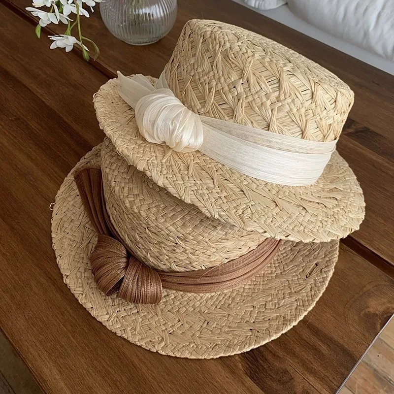 New Fashionable Pure Handmade Straw Hat Women Old Money Style French Top Hat Beach Vacation Flat Top Simple Sun Protection Caps
New Fashionable Pure Handmade Straw Hat Women Old Money Style French Top Hat Beach Vacation Flat Top Simple Sun Protection Caps