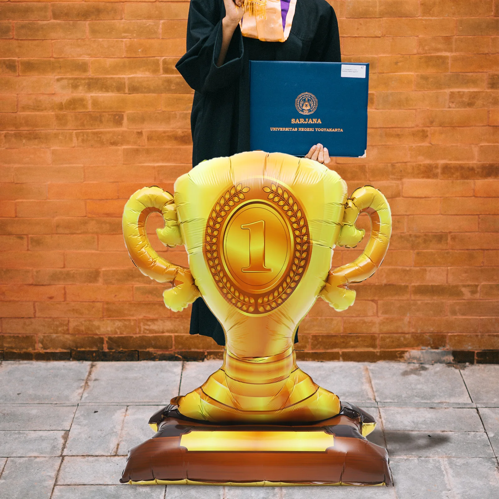 Aluminum Film Trophy Balloon Champion Balloon Graduation Party Decorations Foil Balloons for Celebrations Games Party Decoration
Aluminum Film Trophy Balloon Champion Balloon Graduation Party Decorations Foil Balloons for Celebrations Games Party Decoration