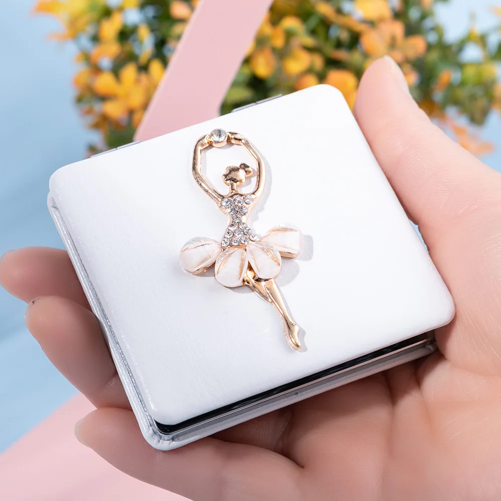Ballet girl lipstick high-end home decoration mirror mini PU leather high-definition double-sided portable makeup mirror
Ballet girl lipstick high-end home decoration mirror mini PU leather high-definition double-sided portable makeup mirror