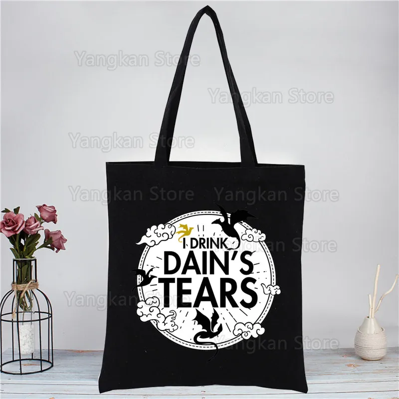 Холщовая сумка Fourth Wing Basgiath War Dragon Harajuku, однотонная, в корейском стиле Ulzzang, черная, большая, повседневная, модная
Холщовая сумка Fourth Wing Basgiath War Dragon Harajuku, однотонная, в корейском стиле Ulzzang, черная, большая, повседневная, модная