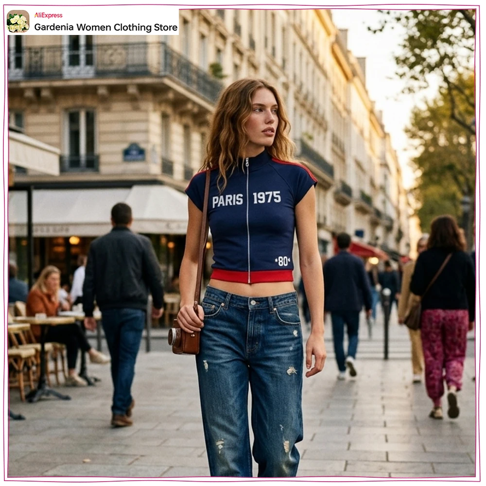 New in Summer Contrast Text Zip-up Tops for Women Stylish High Neck Short Sleeves Slim-fit Tops with Contrast Text Print and Hem
New in Summer Contrast Text Zip-up Tops for Women Stylish High Neck Short Sleeves Slim-fit Tops with Contrast Text Print and Hem