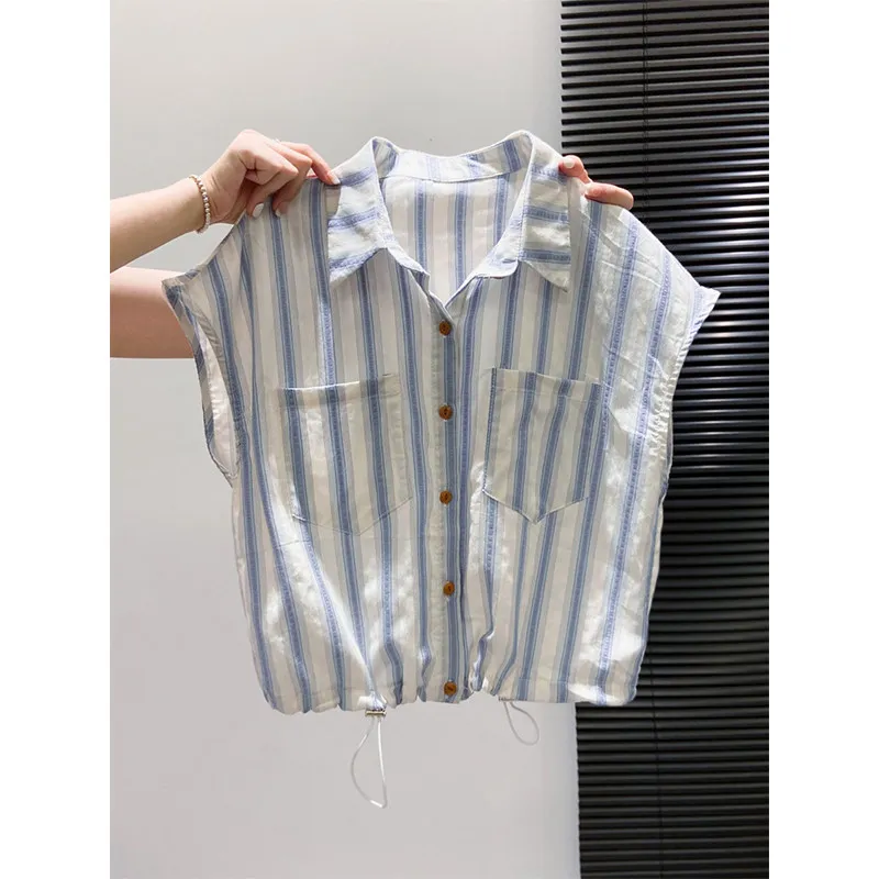 Striped Lapel Short-sleeved Shirt for Women, 2026 New Style, Loose-Fitting, Versatile, Fashionable, Slim-fitting, Short Top
Striped Lapel Short-sleeved Shirt for Women, 2026 New Style, Loose-Fitting, Versatile, Fashionable, Slim-fitting, Short Top