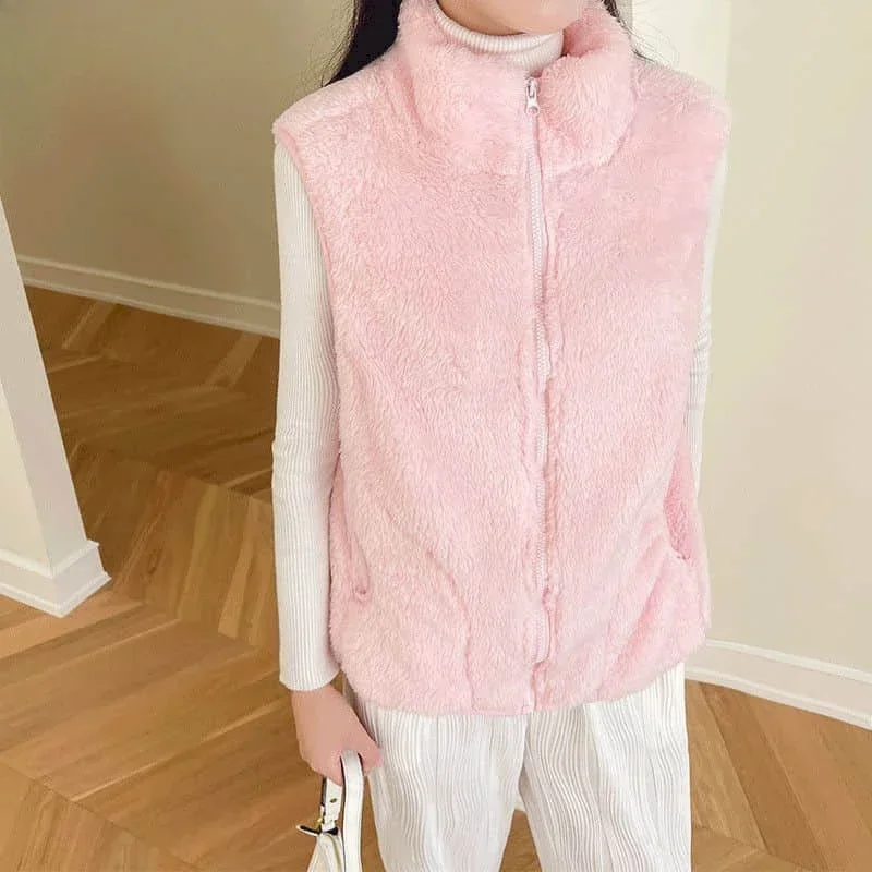 Pop Plush Waistcoats For Women Coral Velvet Stand-up Collar Vest Casual Sleeveless Cardigans Autumn Winter Jackets Loose Women T
Pop Plush Waistcoats For Women Coral Velvet Stand-up Collar Vest Casual Sleeveless Cardigans Autumn Winter Jackets Loose Women T