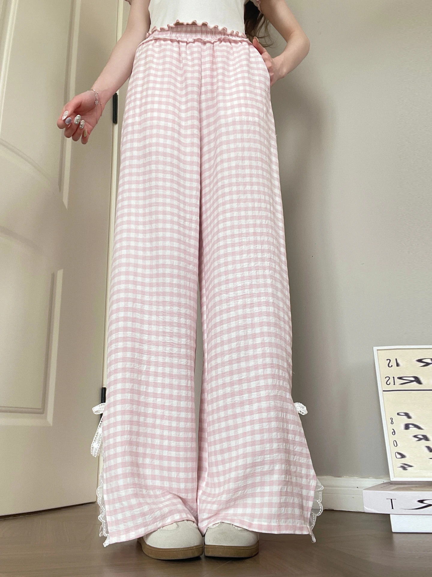 Sweet Pink Plaid High Waist Wide Leg Pants Women's New Lace Splicing Design Straight Casual Summer Trousers Breathable Comfor...
Sweet Pink Plaid High Waist Wide Leg Pants Women's New Lace Splicing Design Straight Casual Summer Trousers Breathable Comfor...