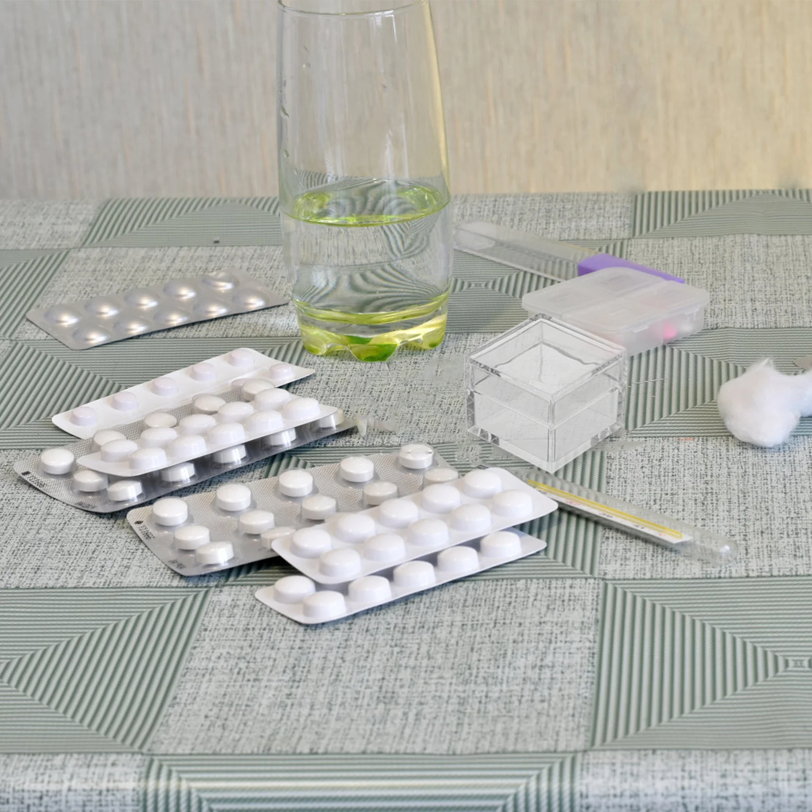 20pcs Mini Jewelry Storage Box 30X30X22Mm Clear Acrylic Cube Container For Beads Candies Pills Small Craft Organizing Acrylic
20pcs Mini Jewelry Storage Box 30X30X22Mm Clear Acrylic Cube Container For Beads Candies Pills Small Craft Organizing Acrylic