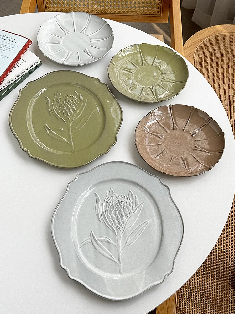 Anmuli Large Ceramic Plate Floral Relief Heavy Industry Restaurant Dining Dish French Style Plant Pattern 10 Inch Size
Anmuli Large Ceramic Plate Floral Relief Heavy Industry Restaurant Dining Dish French Style Plant Pattern 10 Inch Size