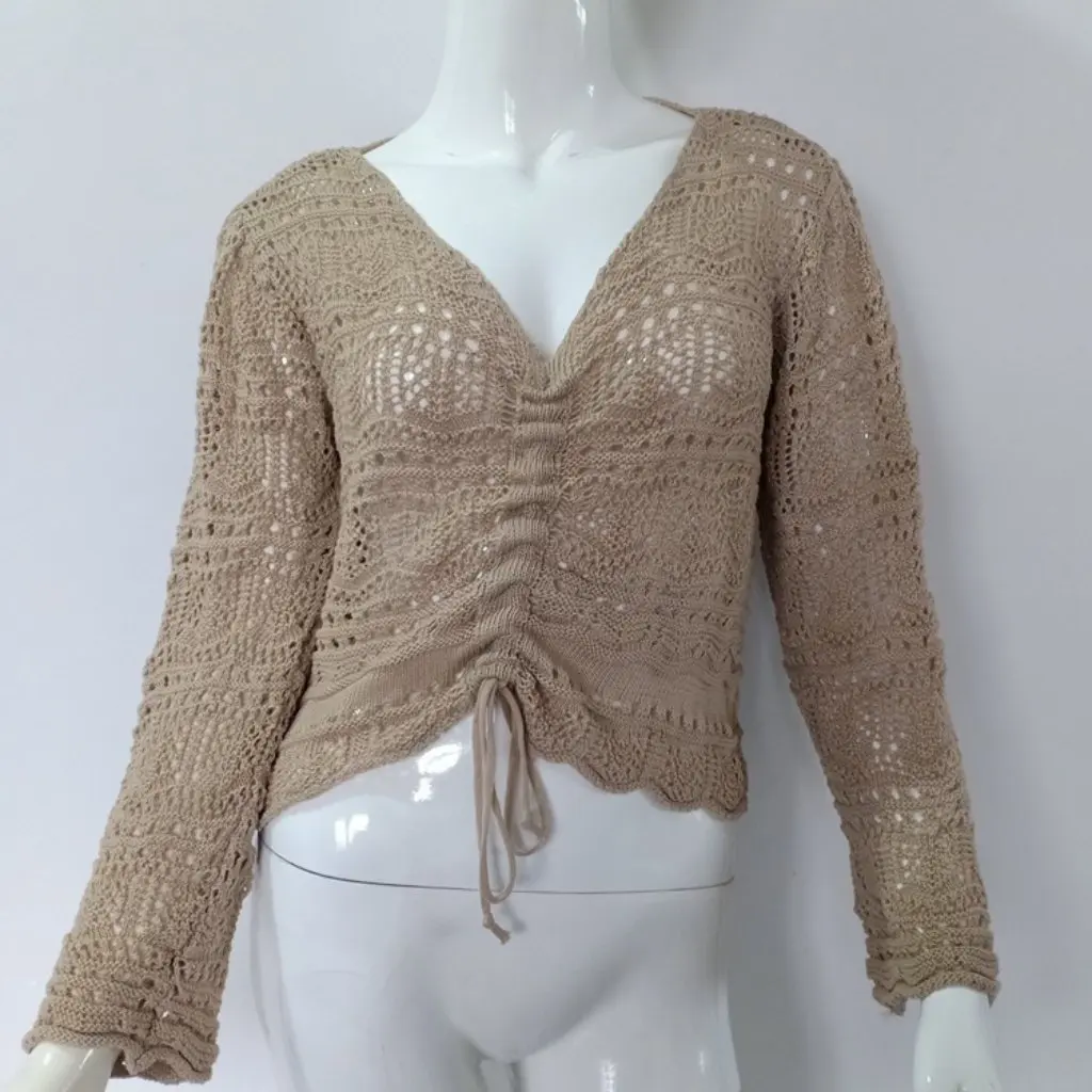 Летний новый европейский и американский стиль, солнцезащитный пуловер с вырезами на шнурке, трикотажная куртка для женщин 
Летний новый европейский и американский стиль, солнцезащитный пуловер с вырезами на шнурке, трикотажная куртка для женщин