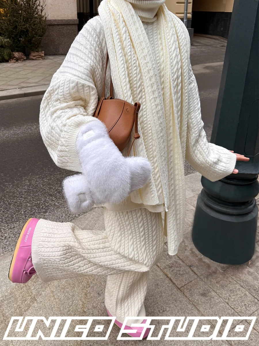 Retro Loose Knitted Sweater And Wide Leg Pants Set Women's Fashion Autumn Collection Medium Weight Long Sleeve Crew Neck
Retro Loose Knitted Sweater And Wide Leg Pants Set Women's Fashion Autumn Collection Medium Weight Long Sleeve Crew Neck