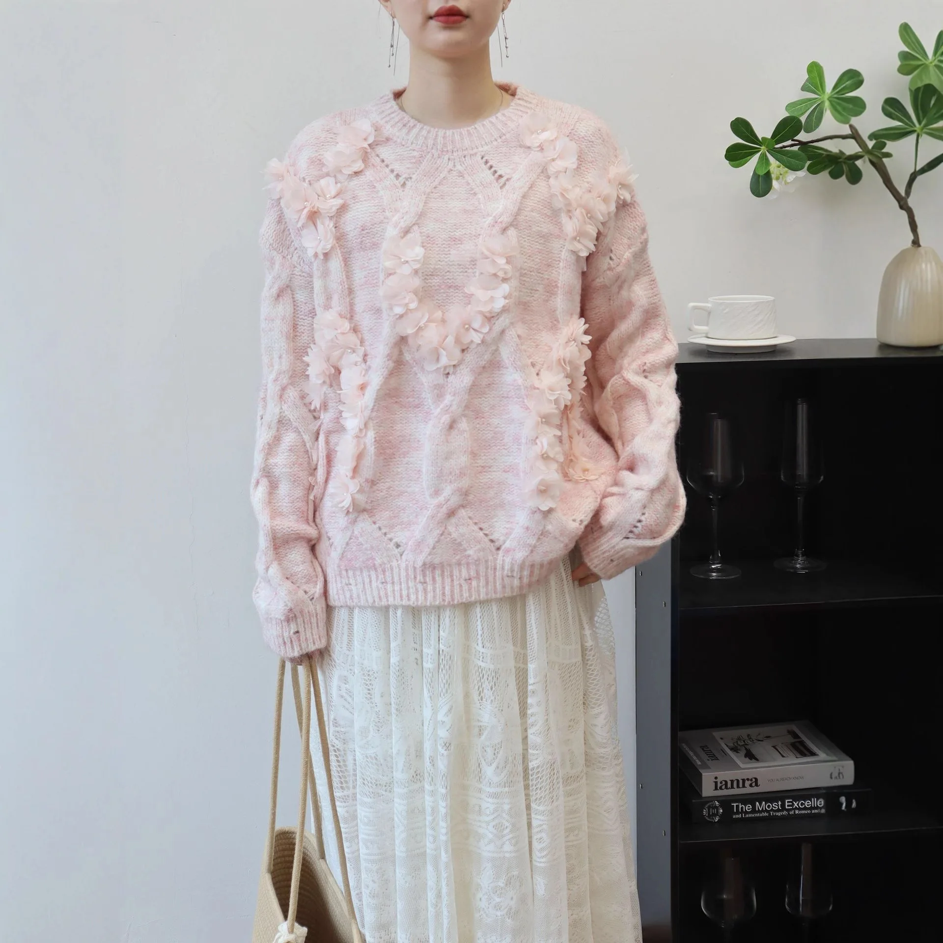 Women Pullovers Sweaters Knitted Solid Jumpers 3D Floral Round Neck Long Sleeves Loose Fit Casual Office Lady 2025 Autumn Winter
Women Pullovers Sweaters Knitted Solid Jumpers 3D Floral Round Neck Long Sleeves Loose Fit Casual Office Lady 2025 Autumn Winter