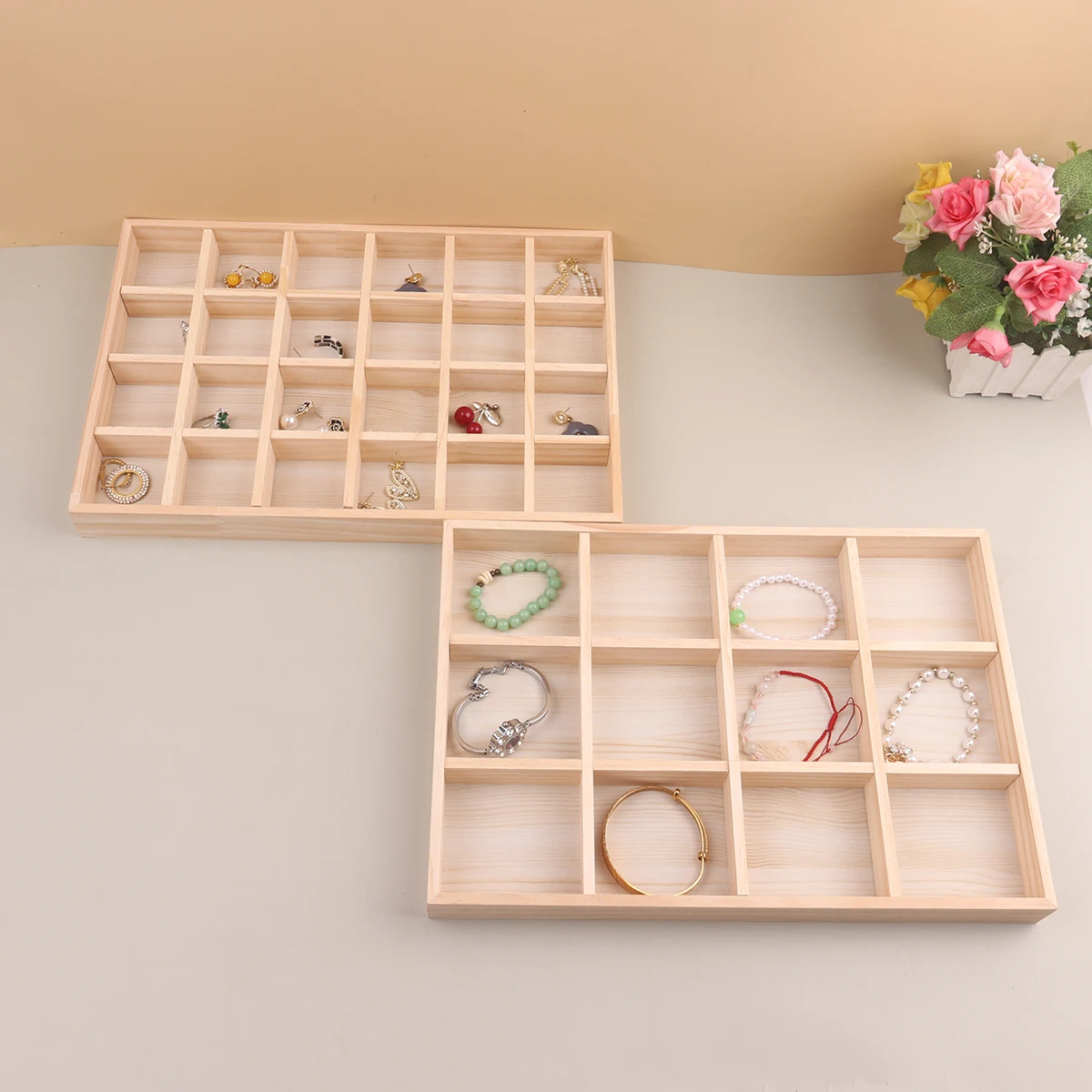 Wooden Jewelry Display Stackable Exquisite Jewellery Holder Portable Ring Earrings Necklace Organizer Box organizator de boys
Wooden Jewelry Display Stackable Exquisite Jewellery Holder Portable Ring Earrings Necklace Organizer Box organizator de boys