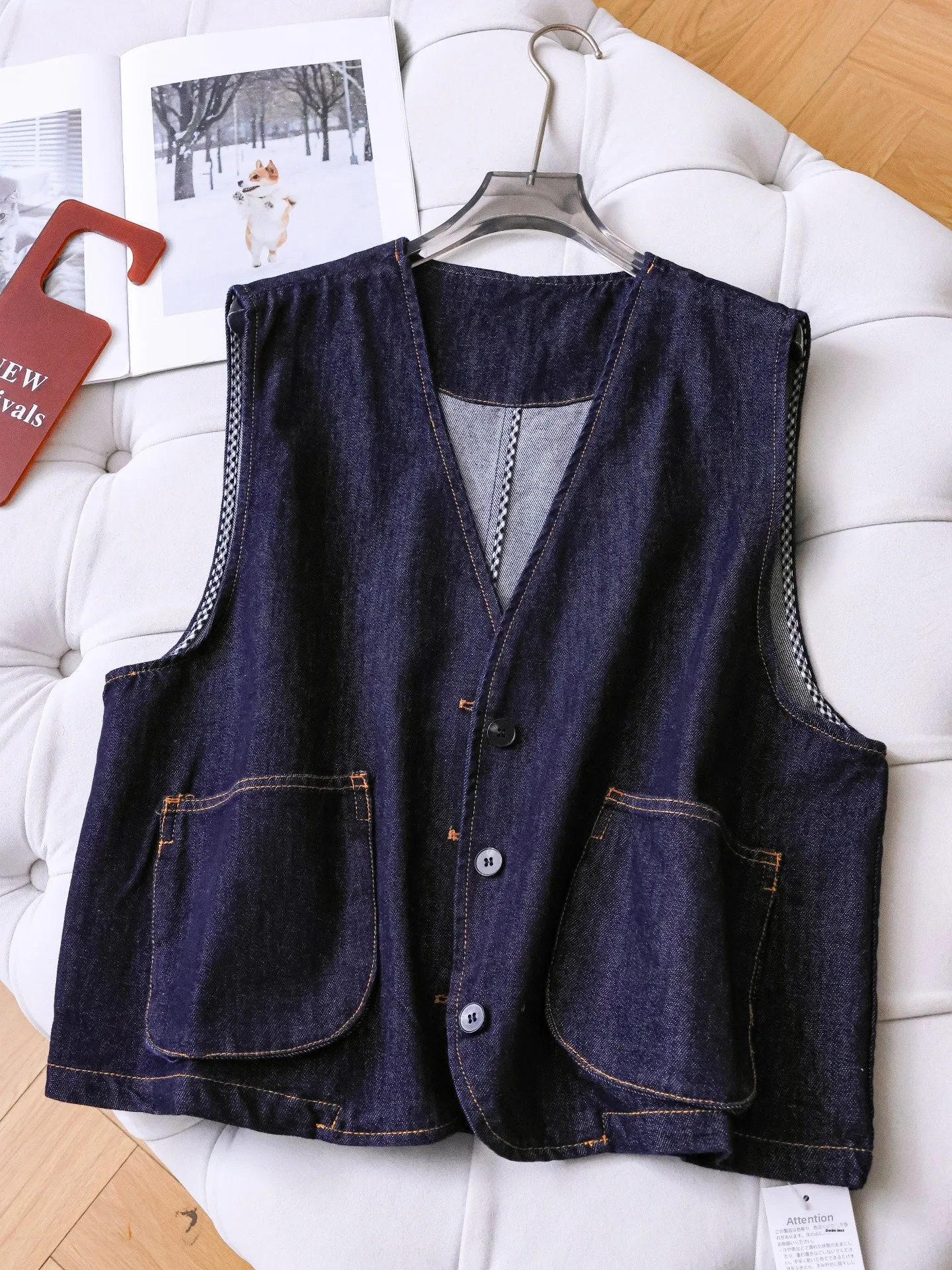 Spring New Style Women's Denim Vest Pure Color Loose Fit Symmetrical Pocket Workwear Shoulder Pad Layering Tank Top
Spring New Style Women's Denim Vest Pure Color Loose Fit Symmetrical Pocket Workwear Shoulder Pad Layering Tank Top