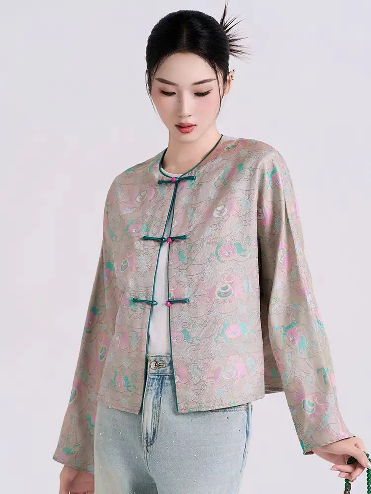 Chinese style silk embroidery high-end jacket The new hanfu style is comfortable, soft, breathable and luxurious outerwear
Chinese style silk embroidery high-end jacket The new hanfu style is comfortable, soft, breathable and luxurious outerwear