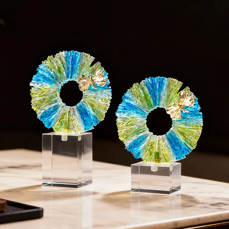 Light Luxury Imitation Crystal Craft Figurine Transparent Ornament Soft Furnishing For Living Room TV Cabinet Hotel Home Decor
Light Luxury Imitation Crystal Craft Figurine Transparent Ornament Soft Furnishing For Living Room TV Cabinet Hotel Home Decor