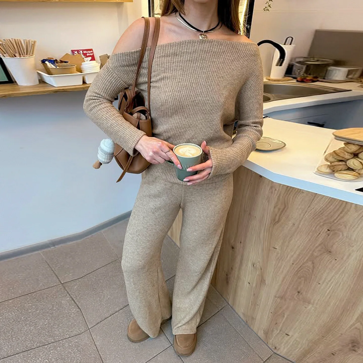 Apprabant Fall Winter Waffle Knit 2 Piece Set Off Shoulder Long Sleeve Top Loose Straight Pants Warm Streetwear Casual Outfit
Apprabant Fall Winter Waffle Knit 2 Piece Set Off Shoulder Long Sleeve Top Loose Straight Pants Warm Streetwear Casual Outfit