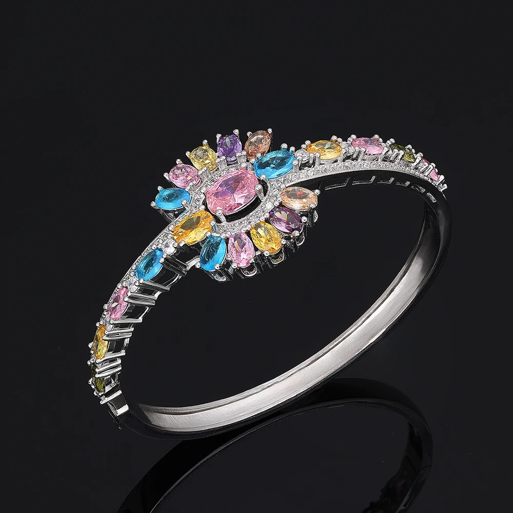 Комплект свадебных украшений из 4 предметов с цирконом, подходит для женских вечеринок, роскошные свадебные украшения с радужными кристаллами CZ в Дубае, Нигерии
Комплект свадебных украшений из 4 предметов с цирконом, подходит для женских вечеринок, роскошные свадебные украшения с радужными кристаллами CZ в Дубае, Нигерии