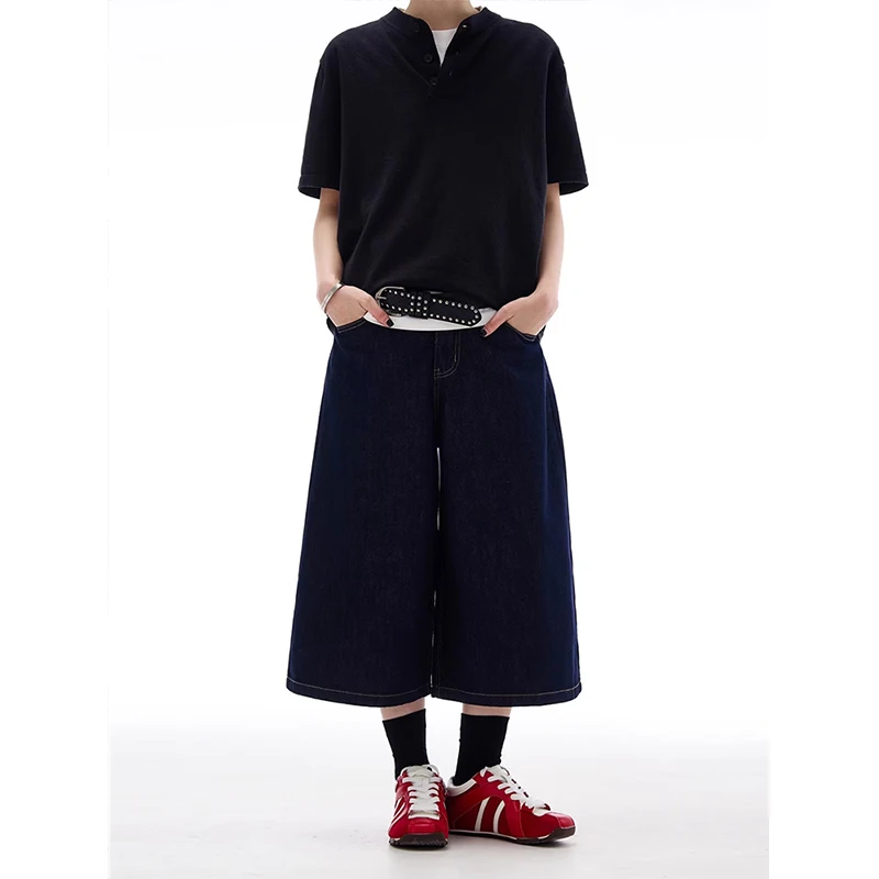 Men's Jorts New American Loose Wide Leg High Street Solid Color Straight Trendy Male Casual Denim Shorts Summer
Men's Jorts New American Loose Wide Leg High Street Solid Color Straight Trendy Male Casual Denim Shorts Summer