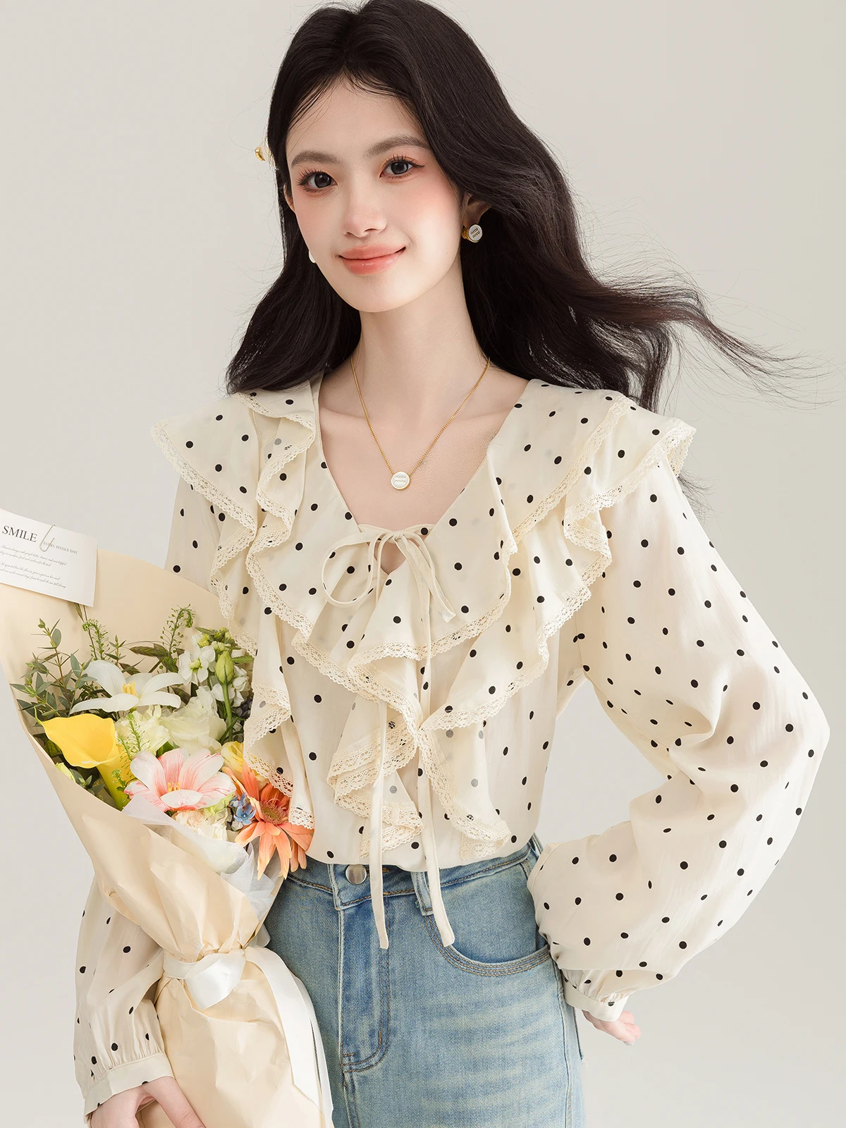 Long Sve женский irt весенний сезон уникальный горошек свободный утюг с деревянной кружевной отделкой корейский Sle Commute Wind irt
Long Sve женский irt весенний сезон уникальный горошек свободный утюг с деревянной кружевной отделкой корейский Sle Commute Wind irt