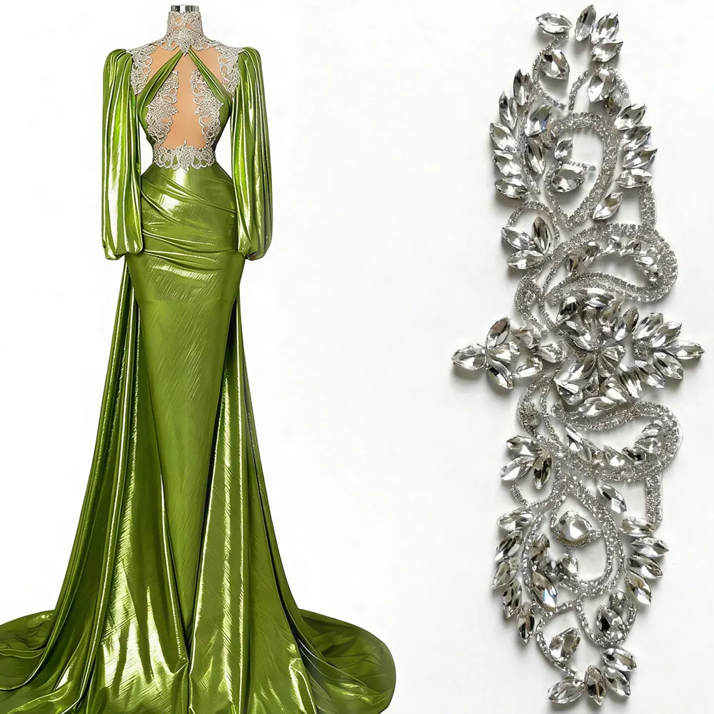 3d apllique hotfix Luxurious rhinestone appliqué embellishments for wedding dresses, evening gowns, and prom dresses.
3d apllique hotfix Luxurious rhinestone appliqué embellishments for wedding dresses, evening gowns, and prom dresses.