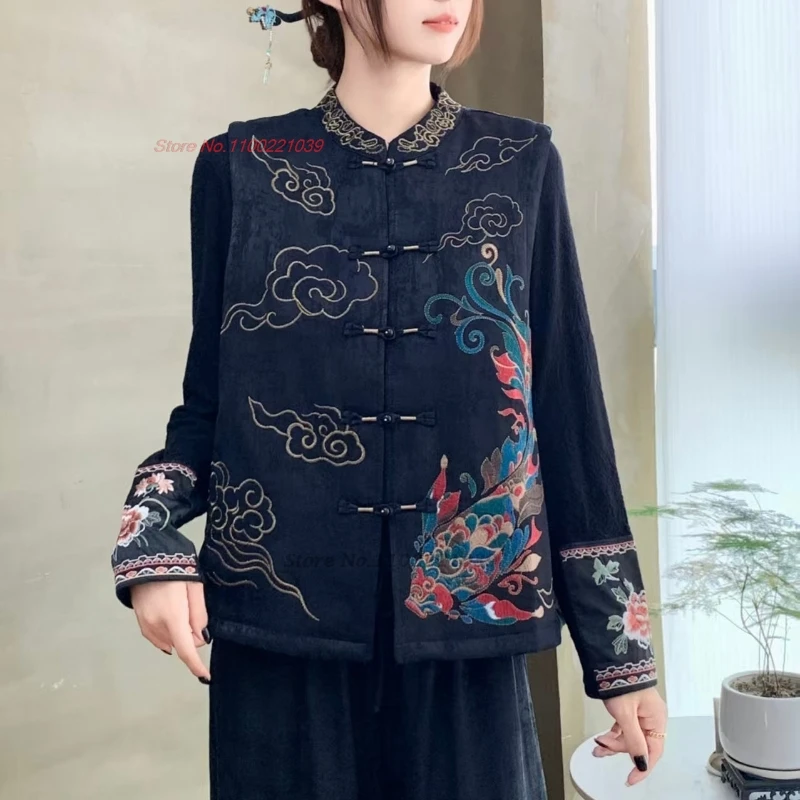 2025 китайский винтажный атласный жаккардовый жилет с хлопковой подкладкой, традиционный жилет с вышивкой кои, воротник-стойка, народный жилет, куртка без рукавов в стиле ретро
2025 китайский винтажный атласный жаккардовый жилет с хлопковой подкладкой, традиционный жилет с вышивкой кои, воротник-стойка, народный жилет, куртка без рукавов в стиле ретро