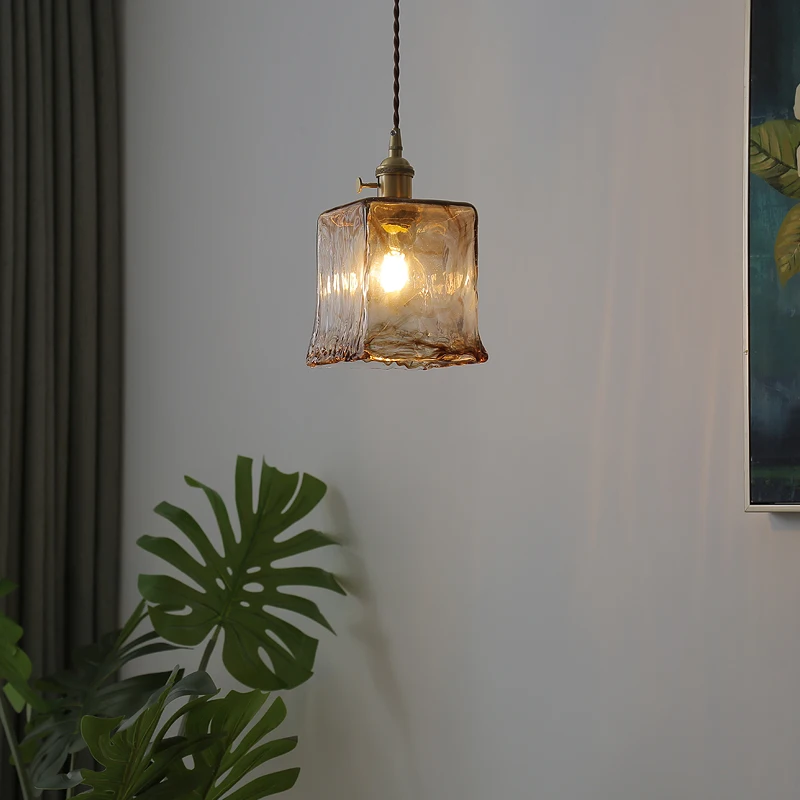 Modern glass chandelier bedroom kitchen dining room chandelier LED retro brass glass lamp chandelier Nordic lighting cafe bar
Modern glass chandelier bedroom kitchen dining room chandelier LED retro brass glass lamp chandelier Nordic lighting cafe bar