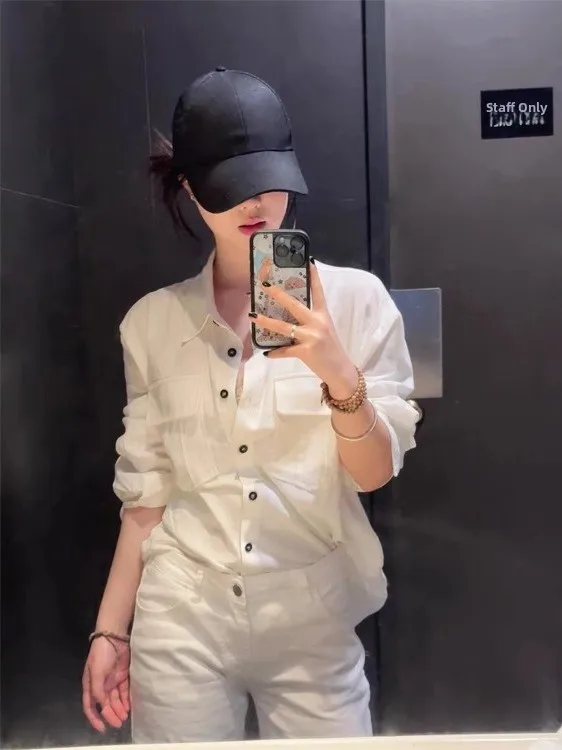 White Linen Women's Summer Lightweight Loose Casual Long Sleeve Sun Protection Shirt Outerwear Comfortable Breathable Top
White Linen Women's Summer Lightweight Loose Casual Long Sleeve Sun Protection Shirt Outerwear Comfortable Breathable Top