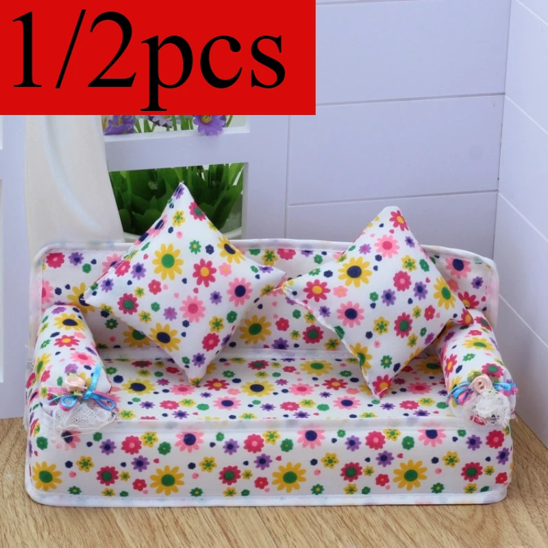 1/2pcs Girl Princess Doll Accessories Cloth Sofa Chair Toy Fabric Sofa with 2 Pillows
1/2pcs Girl Princess Doll Accessories Cloth Sofa Chair Toy Fabric Sofa with 2 Pillows