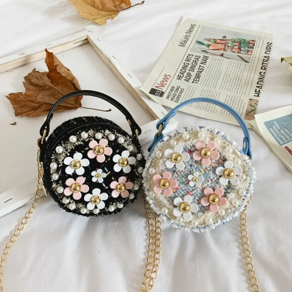 Fashion Flower Children Crossbody Bag Pearl Fresh Mini Shoulder Bag Round Coin Purse Metal Chain Coin Purse Girls
Fashion Flower Children Crossbody Bag Pearl Fresh Mini Shoulder Bag Round Coin Purse Metal Chain Coin Purse Girls