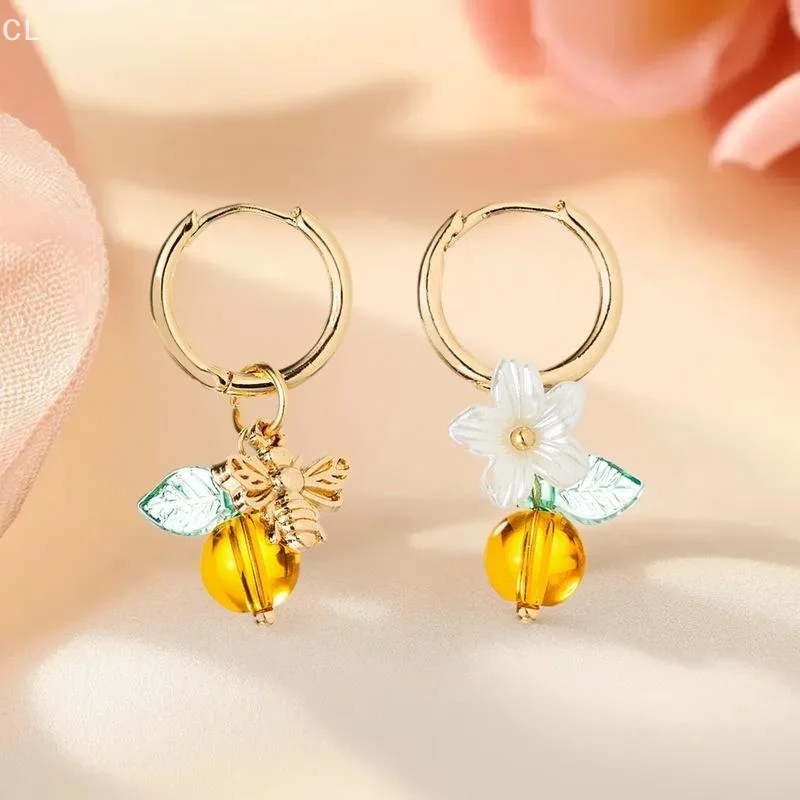Fashionable Orange Fruit Honey Bee Hoop Earrings For Women Ear Buckle Suitable For Wearing Jewelry Gifts
Fashionable Orange Fruit Honey Bee Hoop Earrings For Women Ear Buckle Suitable For Wearing Jewelry Gifts