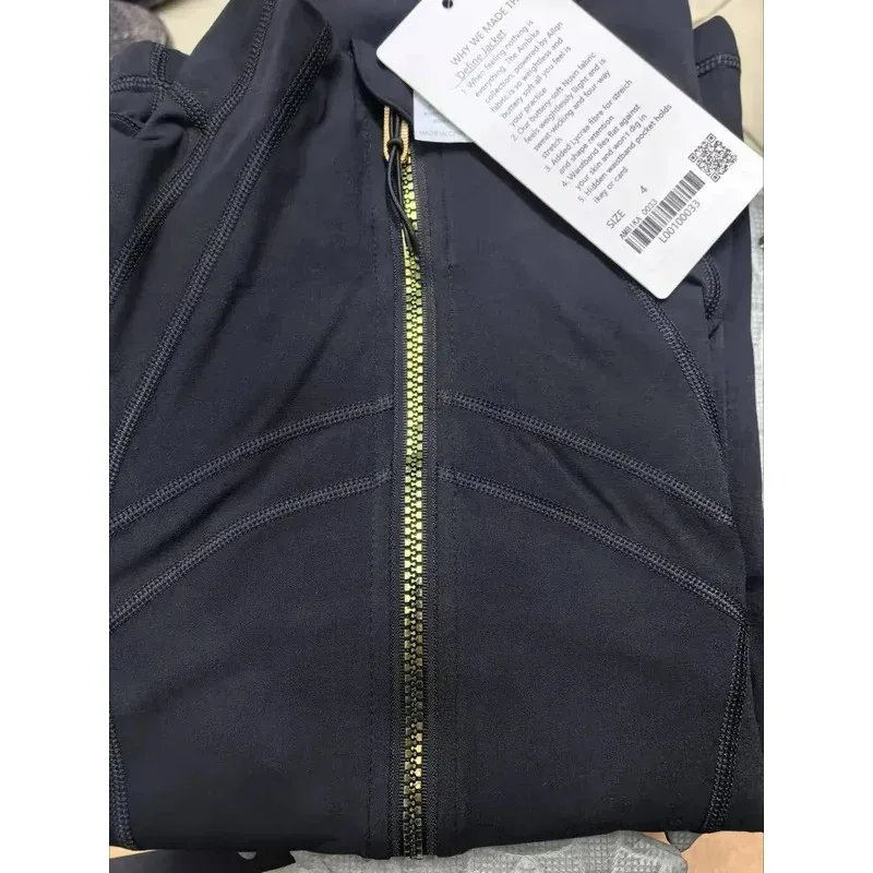 Women Define Hip Length Running Jacket Buttery-soft Weightless Four-way Stretch Sportswear Slim Fit Yoga Athletic Jackets
Women Define Hip Length Running Jacket Buttery-soft Weightless Four-way Stretch Sportswear Slim Fit Yoga Athletic Jackets