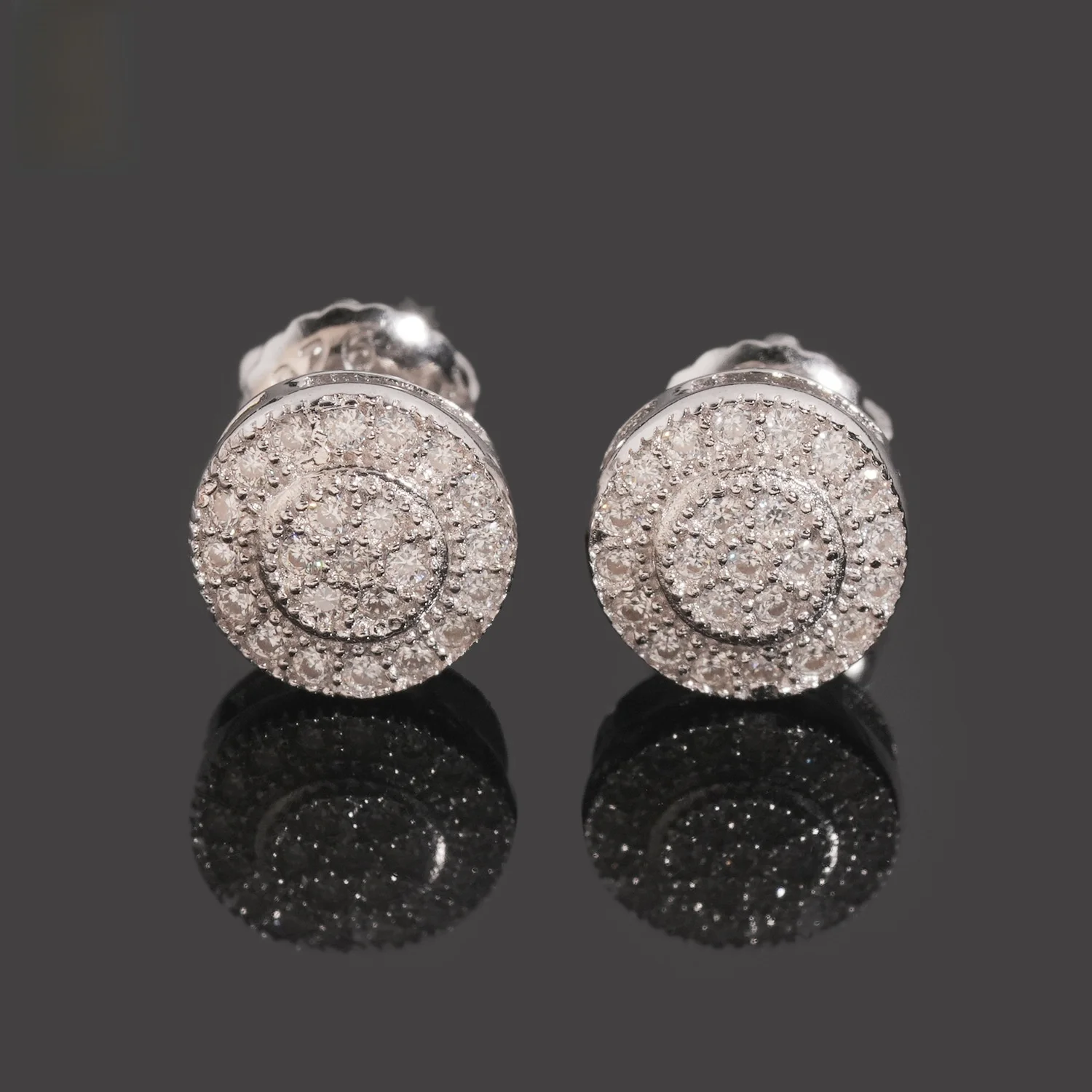 S925 Silver, Fully Inlaid with GRA Certified Moissanite, Classic Round Ladies' Earrings, Simple Stud Earrings, Fash
S925 Silver, Fully Inlaid with GRA Certified Moissanite, Classic Round Ladies' Earrings, Simple Stud Earrings, Fash