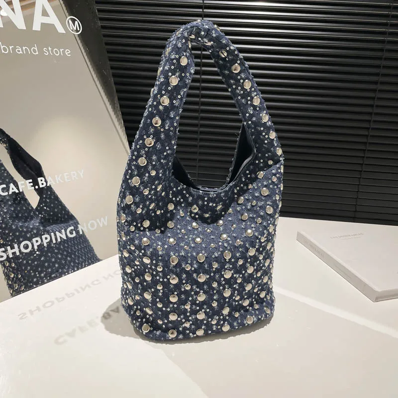 2025 New European-American Fashion Cool Dot & Rivet Underarm Bag - Bucket Style Shoulder Bag for Women
2025 New European-American Fashion Cool Dot & Rivet Underarm Bag - Bucket Style Shoulder Bag for Women