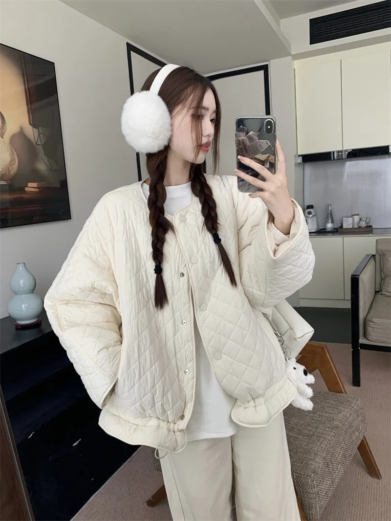 Korean Fashion Autumn New Women Padded Tops Parkas Casual O Neck Long Sleeve Single Breasted Loose Quilted Parkas Clothing
Korean Fashion Autumn New Women Padded Tops Parkas Casual O Neck Long Sleeve Single Breasted Loose Quilted Parkas Clothing