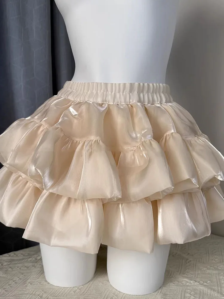 White Double Layered Short Half Skirt Women's Elastic Waist Shiny Puffy Skirt Fishbone Top Matching Trendy Outfit Summer Silk
White Double Layered Short Half Skirt Women's Elastic Waist Shiny Puffy Skirt Fishbone Top Matching Trendy Outfit Summer Silk