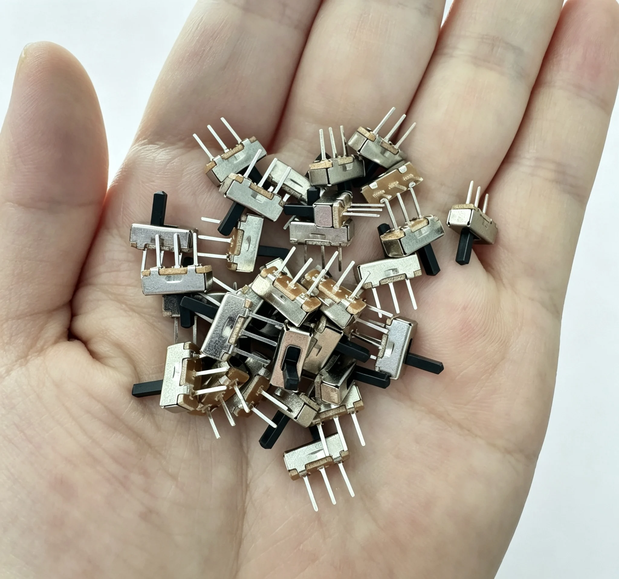 1000Pes on-off mini SS12D00 Interruptor Slide Switch 3pin 1P2T 2 Position Highquality toggle switch Handle length:3MM/4MM/5MM
1000Pes on-off mini SS12D00 Interruptor Slide Switch 3pin 1P2T 2 Position Highquality toggle switch Handle length:3MM/4MM/5MM