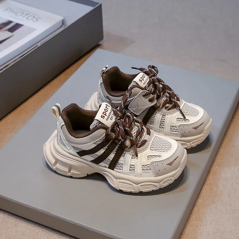 Spring new children's casual sports shoes, mesh breathable girls' dad shoes, comfortable and breathable
Spring new children's casual sports shoes, mesh breathable girls' dad shoes, comfortable and breathable
