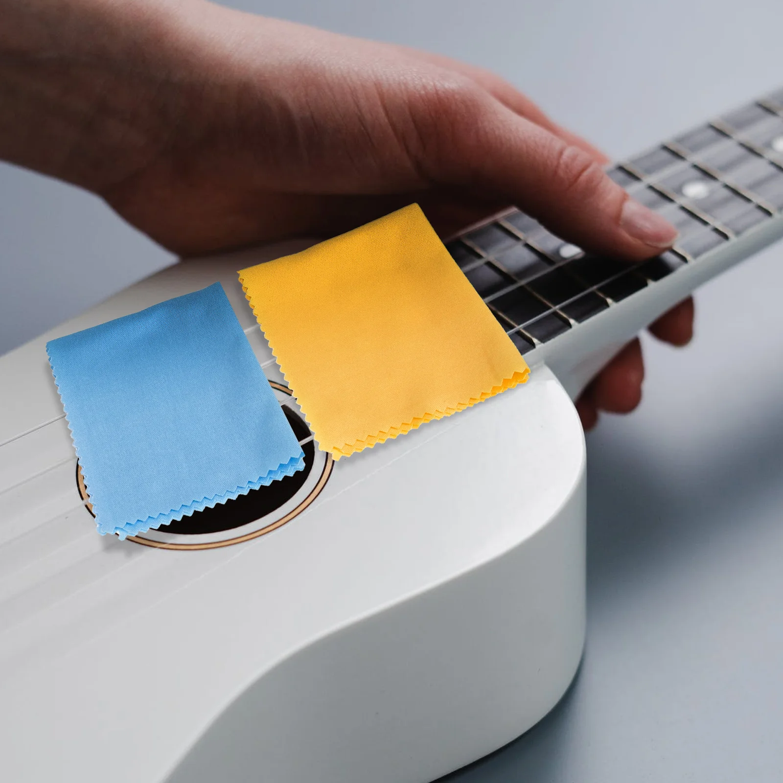 20 Pcs Cleaning Cloth Violin Flute Cleaner Microfiber Wipes Duster Polishing Cloths for Musical Instruments
20 Pcs Cleaning Cloth Violin Flute Cleaner Microfiber Wipes Duster Polishing Cloths for Musical Instruments