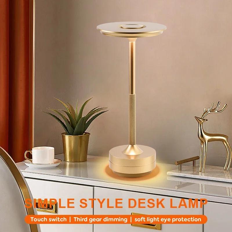 USB Charging Table Lamp LED Top Touch Three Color Dimming Stepless Dimming Desk Lamp Simple Design Waterproof Table Lamp
USB Charging Table Lamp LED Top Touch Three Color Dimming Stepless Dimming Desk Lamp Simple Design Waterproof Table Lamp