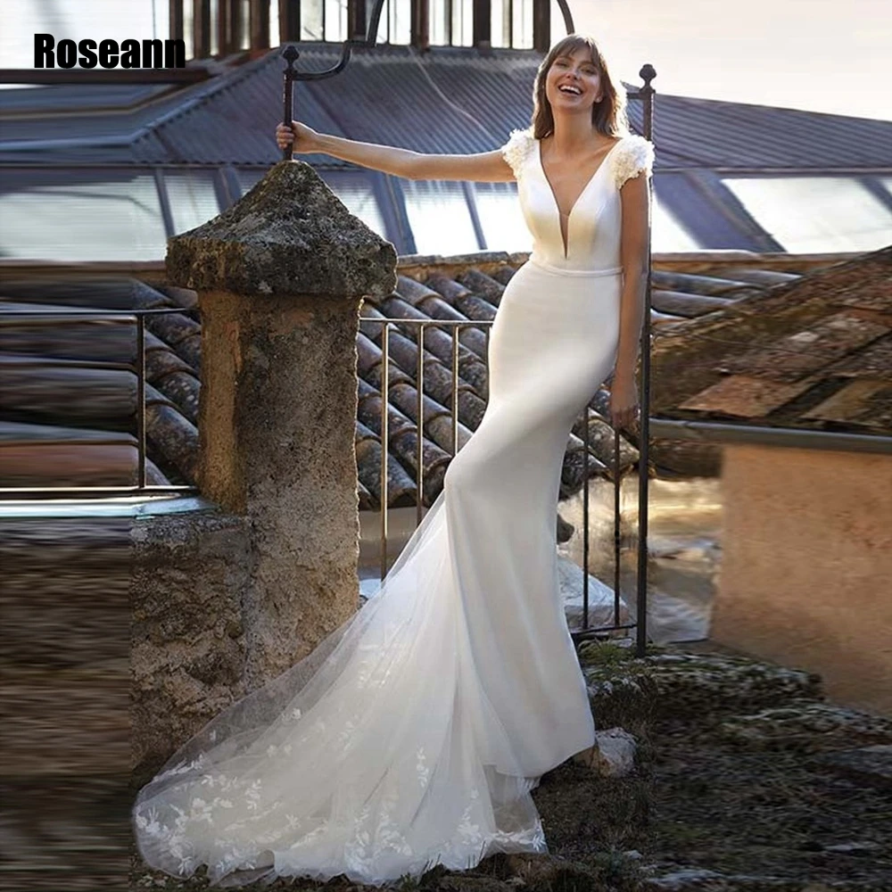 White Satin Wedding Dresses V Neck Short Sleeves Bridal Gowns Sexy Backless Sweep Train With Tulle A Line robe de mariée 2024
White Satin Wedding Dresses V Neck Short Sleeves Bridal Gowns Sexy Backless Sweep Train With Tulle A Line robe de mariée 2024