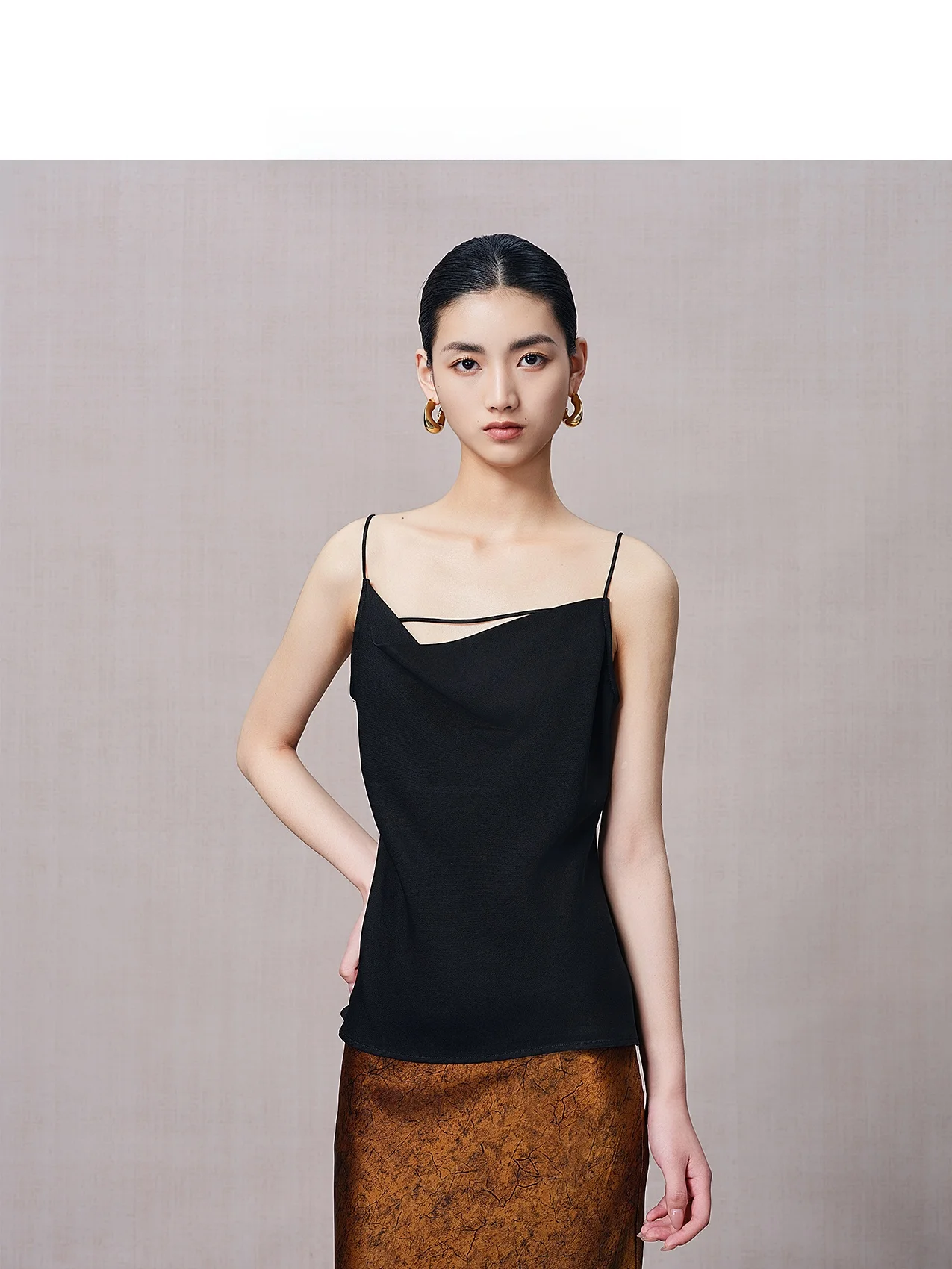 Annibycn Women's Light Cool Acetate Sleeveless Tank Top Glowing Outerwear Summer Fashion Straight Cut Commute Style Pure Color
Annibycn Women's Light Cool Acetate Sleeveless Tank Top Glowing Outerwear Summer Fashion Straight Cut Commute Style Pure Color