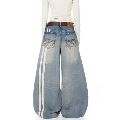 Retro American Washed Striped Patchwork Jeans Trendy Loose Wide Leg Floor-Length Pants for Men And Women Casual Straight Leg
Retro American Washed Striped Patchwork Jeans Trendy Loose Wide Leg Floor-Length Pants for Men And Women Casual Straight Leg