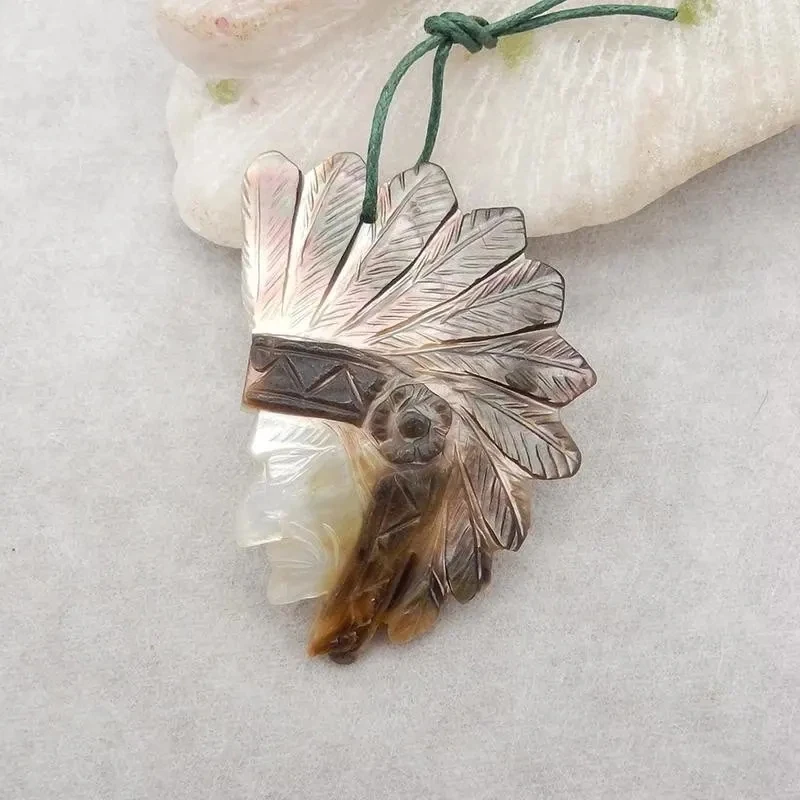 Virginie h Reserved,Indian head pendant 62x42x3mm, 13.6g
Virginie h Reserved,Indian head pendant 62x42x3mm, 13.6g