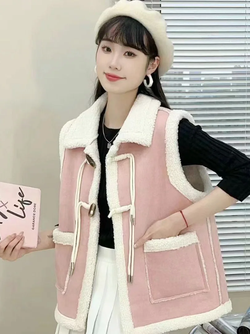 Warmth Women's Lamb Fur Vest 2025 Autumn Winter Inteated Leather And Fur Vest Outerwear Commute Sle Collar Single Bu...
Warmth Women's Lamb Fur Vest 2025 Autumn Winter Inteated Leather And Fur Vest Outerwear Commute Sle Collar Single Bu...