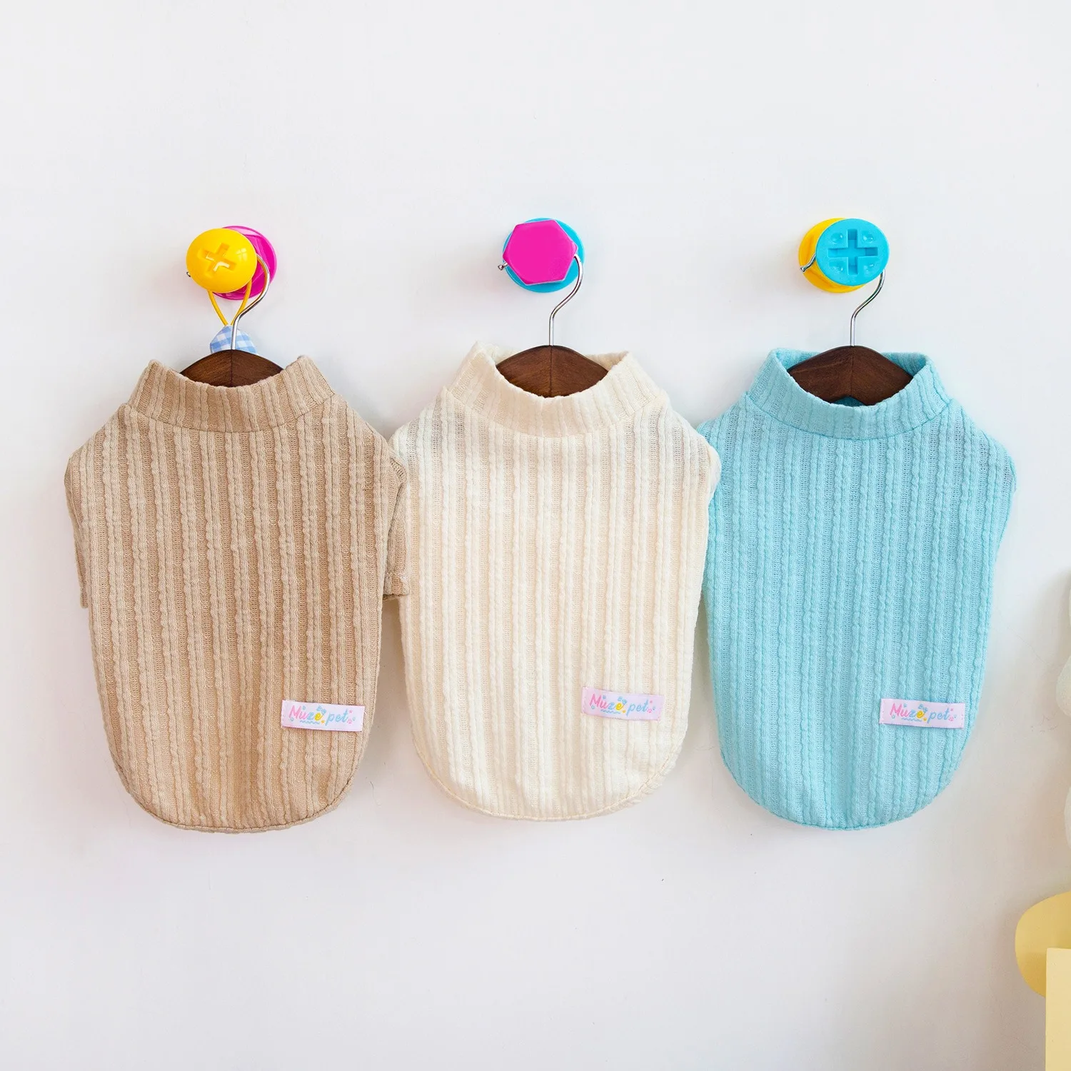 Small Dogs Korean Version of the Clothing New Teddy Winter Clothes Bichon High-neck Bottoming Shirt Yorkshire Solid Color Vest
Small Dogs Korean Version of the Clothing New Teddy Winter Clothes Bichon High-neck Bottoming Shirt Yorkshire Solid Color Vest