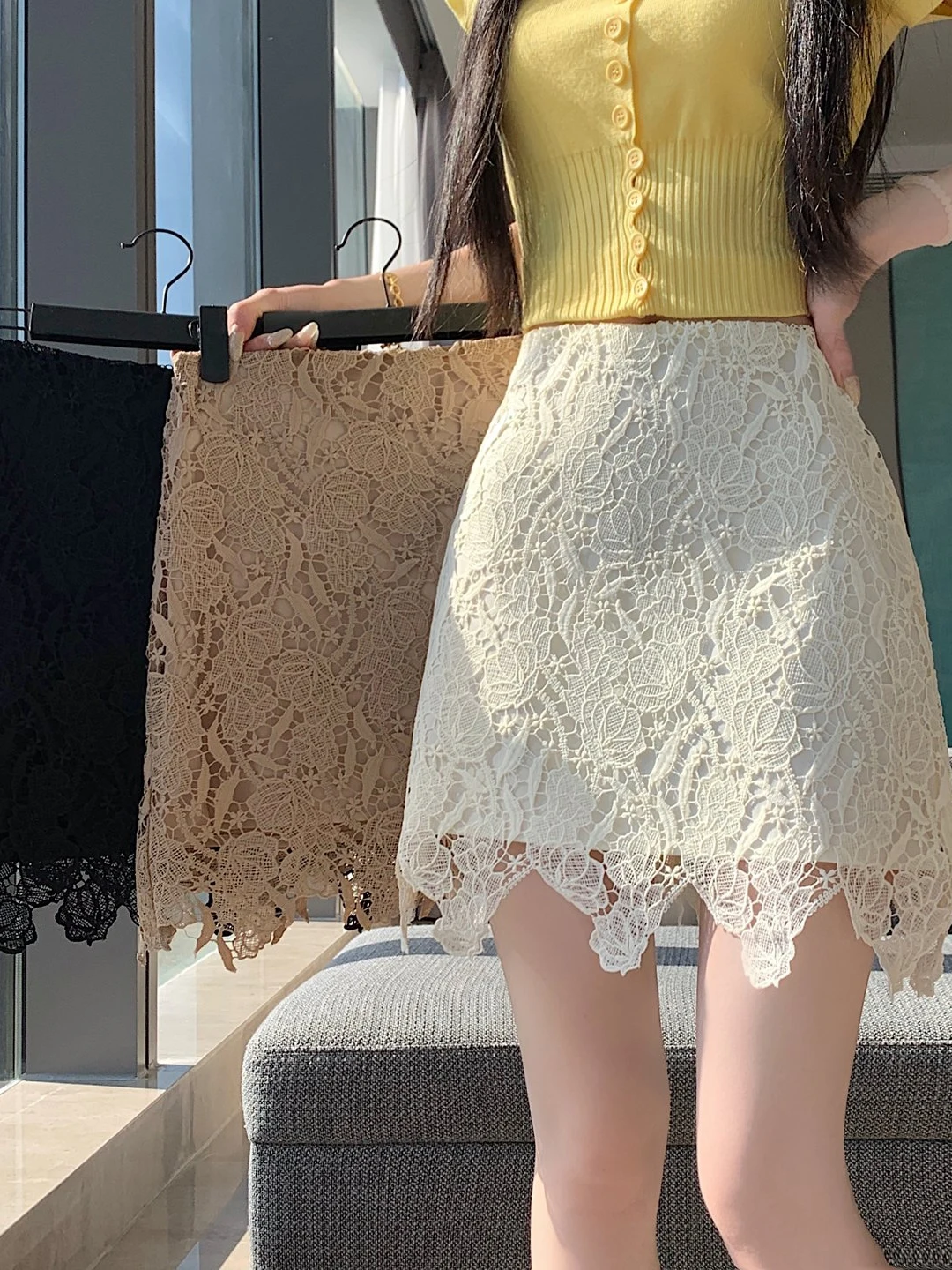 Korean Style High Waist A-Line Skirt Women's Summer Fashion Design Lace Short Skirt Comfortable Soft Polyester Fabric
Korean Style High Waist A-Line Skirt Women's Summer Fashion Design Lace Short Skirt Comfortable Soft Polyester Fabric