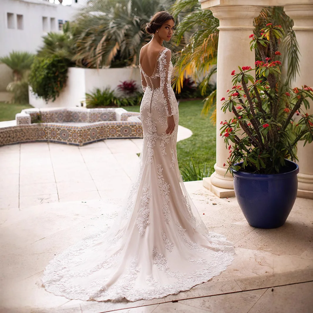 New Small Trailing Fishtail Wedding Dress Collar Long Sleeve Bare Back Sexy Lace
New Small Trailing Fishtail Wedding Dress Collar Long Sleeve Bare Back Sexy Lace