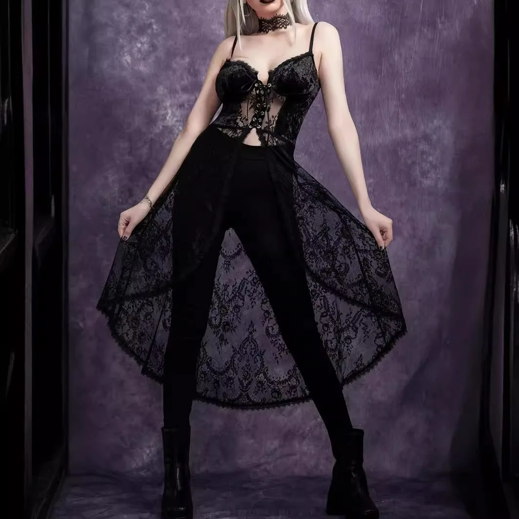 European and American Women's Clothing Dark Goth Style Lace Irregular Hem Velvet Ribbon Sling Top
European and American Women's Clothing Dark Goth Style Lace Irregular Hem Velvet Ribbon Sling Top