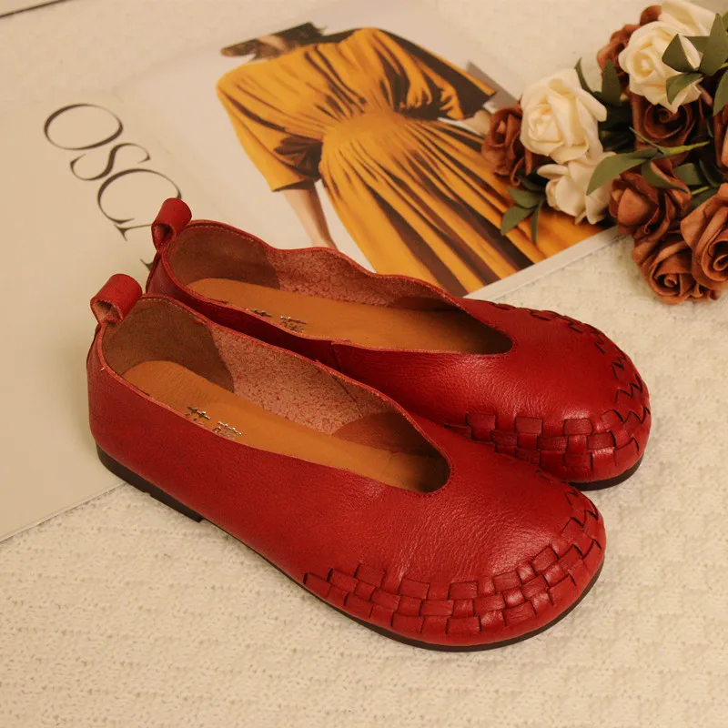 Leather Low Heel Slip-On Women's Shoes Casual Style Soft Bottom round Toe Lightweight Fashion Single Shoes for Spring Summer
Leather Low Heel Slip-On Women's Shoes Casual Style Soft Bottom round Toe Lightweight Fashion Single Shoes for Spring Summer